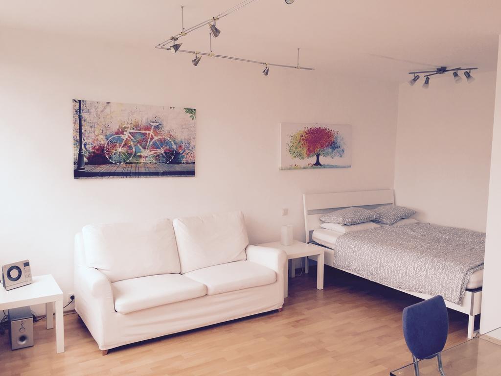 Affordable Studio Near City Center Wien Ngoại thất bức ảnh